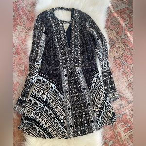 Free People dress size 4 bell sleeve worn once